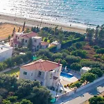 Rafaella Villa- Pvt Pool-near Sea/beach *