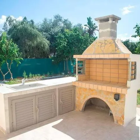 Rafaella Villa- Pvt Pool-near Sea/beach Аргака