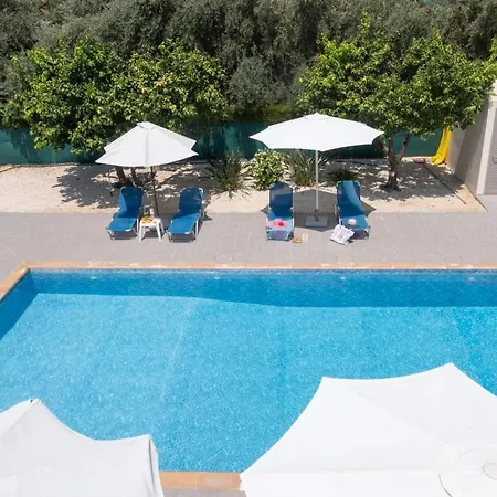 Rafaella Villa- Pvt Pool-near Sea/beach *