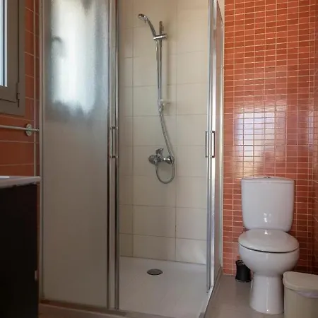 Villa Rafaella Villa- Pvt Pool-near Sea/beach *