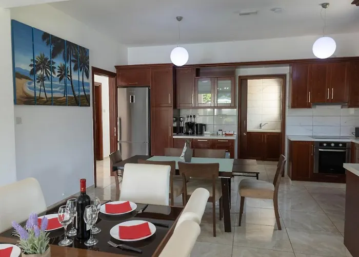 Vila Rafaella Villa- Pvt Pool-near Sea/beach Argaka