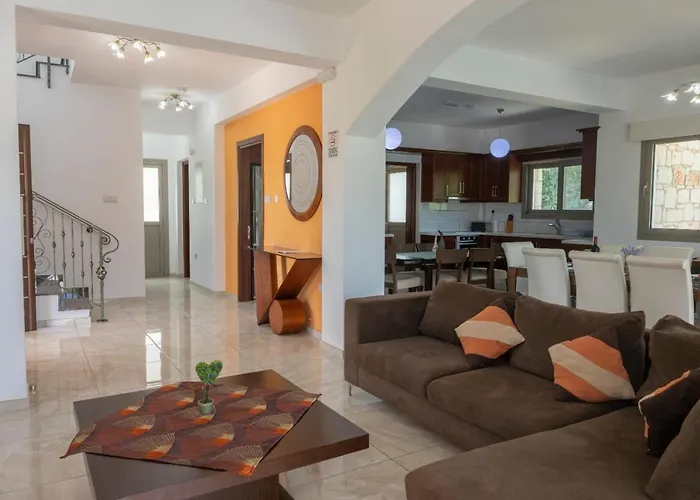 Willa Rafaella Villa- Pvt Pool-near Sea/beach