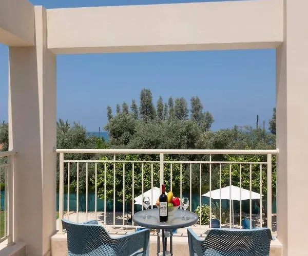 Rafaella Villa- Pvt Pool-near Sea/beach Argaka