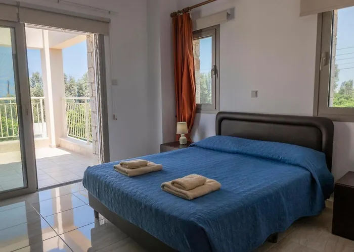 Rafaella Villa- Pvt Pool-near Sea/beach Willa Argaka