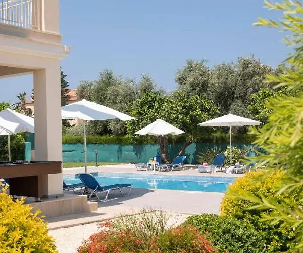 Rafaella Villa- Pvt Pool-near Sea/beach Argaka